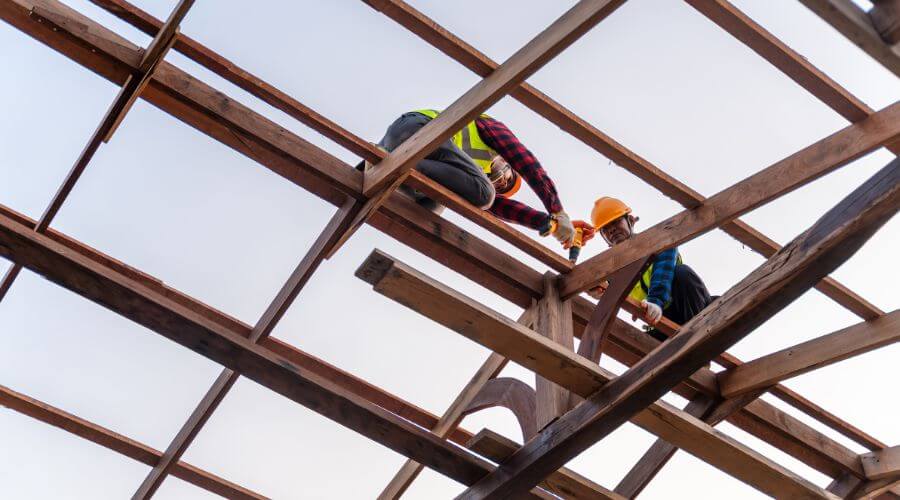 Professional residential roofers in Newland, NC